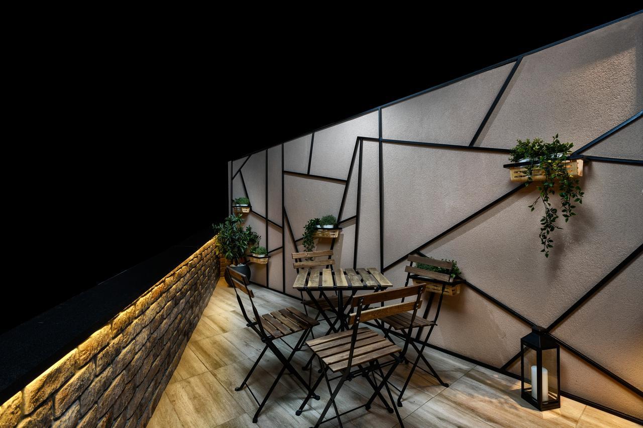 One Luxury Suites Belgrado Exterior foto