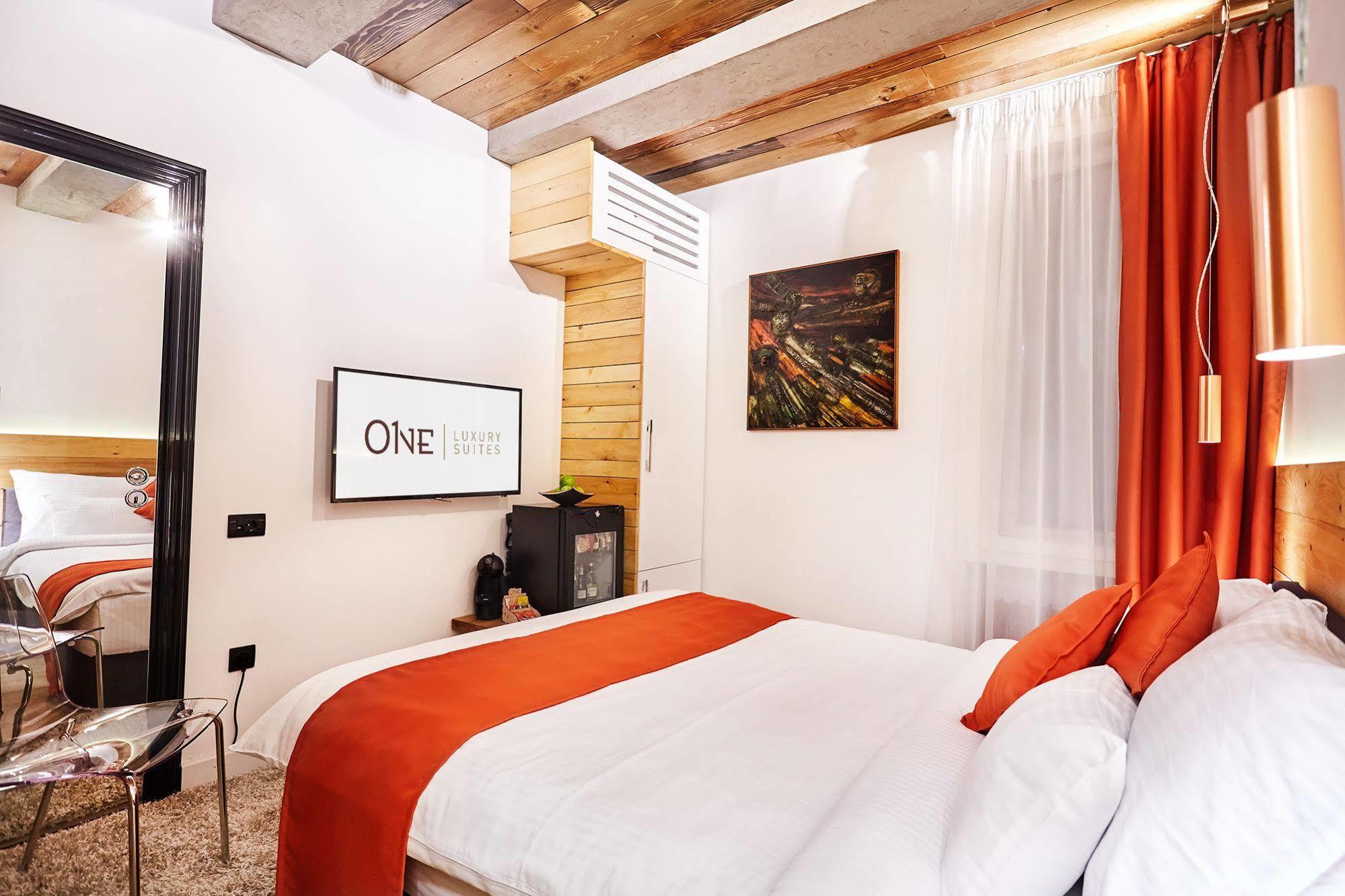 One Luxury Suites Belgrado Exterior foto